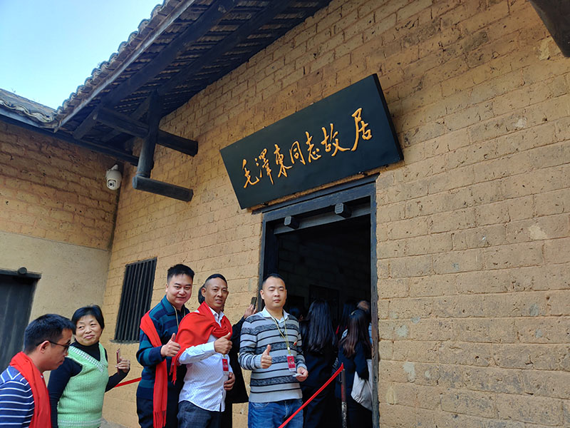 潤東方環(huán)?？照{(diào)團隊出游.jpg