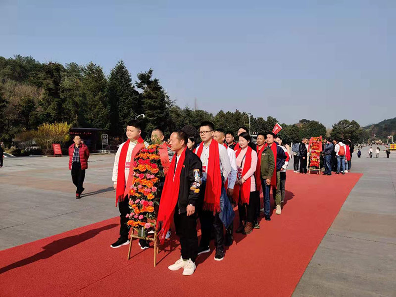 潤東方環(huán)?？照{(diào)團隊出游.jpg