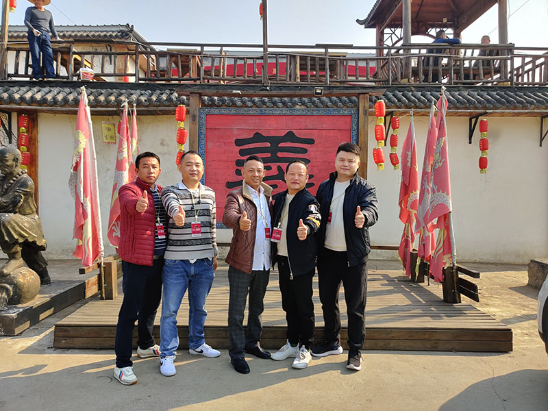 潤東方環(huán)?？照{(diào)團隊出游.jpg